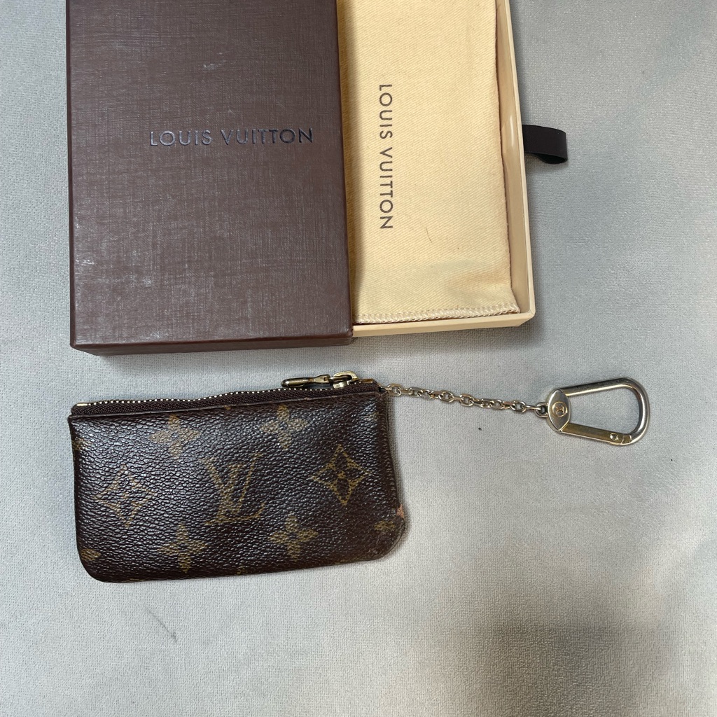 Authentic Louis Vuitton Key And Card Holder